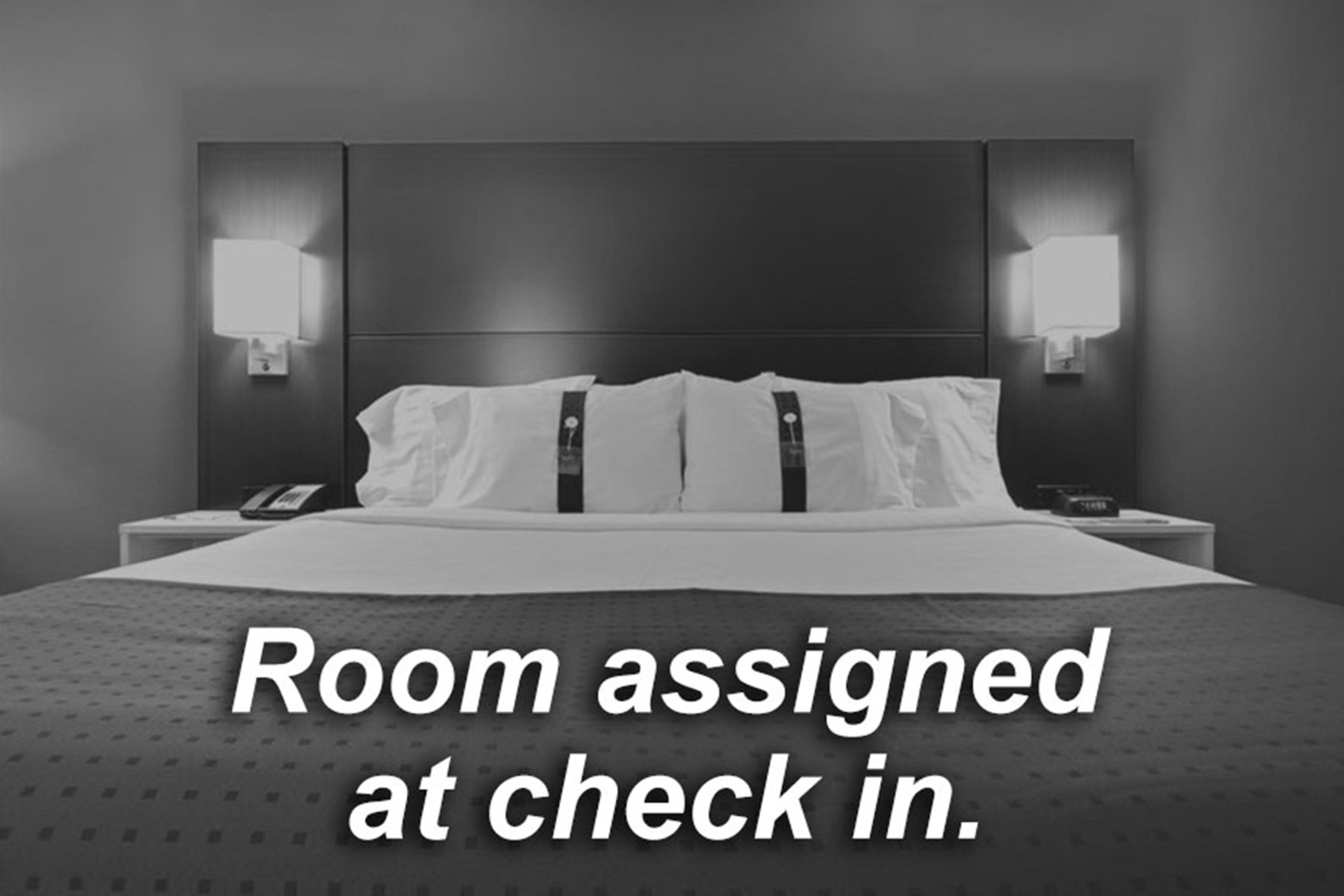 Holiday Inn Express And Suites Madison Central By Ihg Eksteriør billede