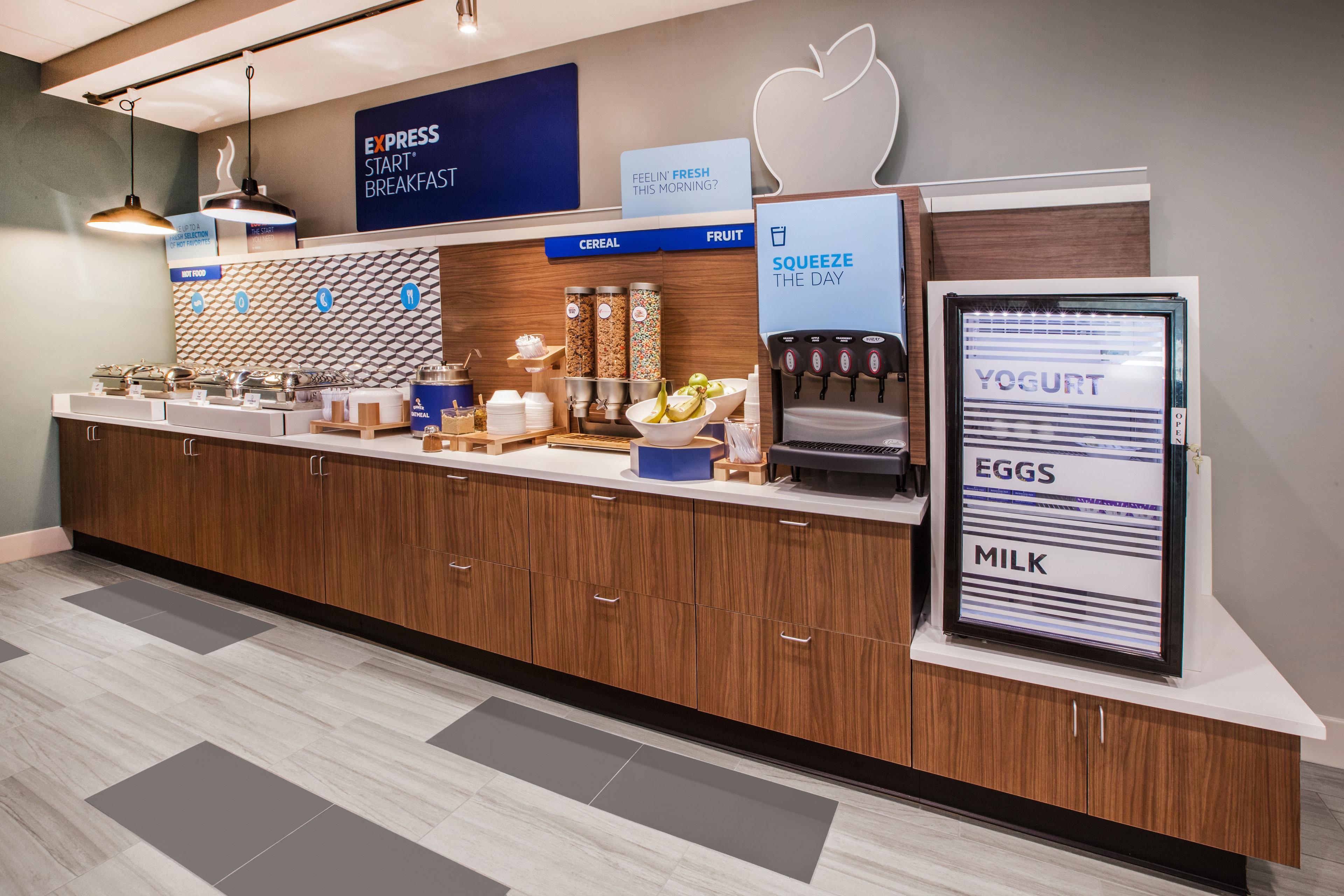 Holiday Inn Express And Suites Madison Central By Ihg Eksteriør billede