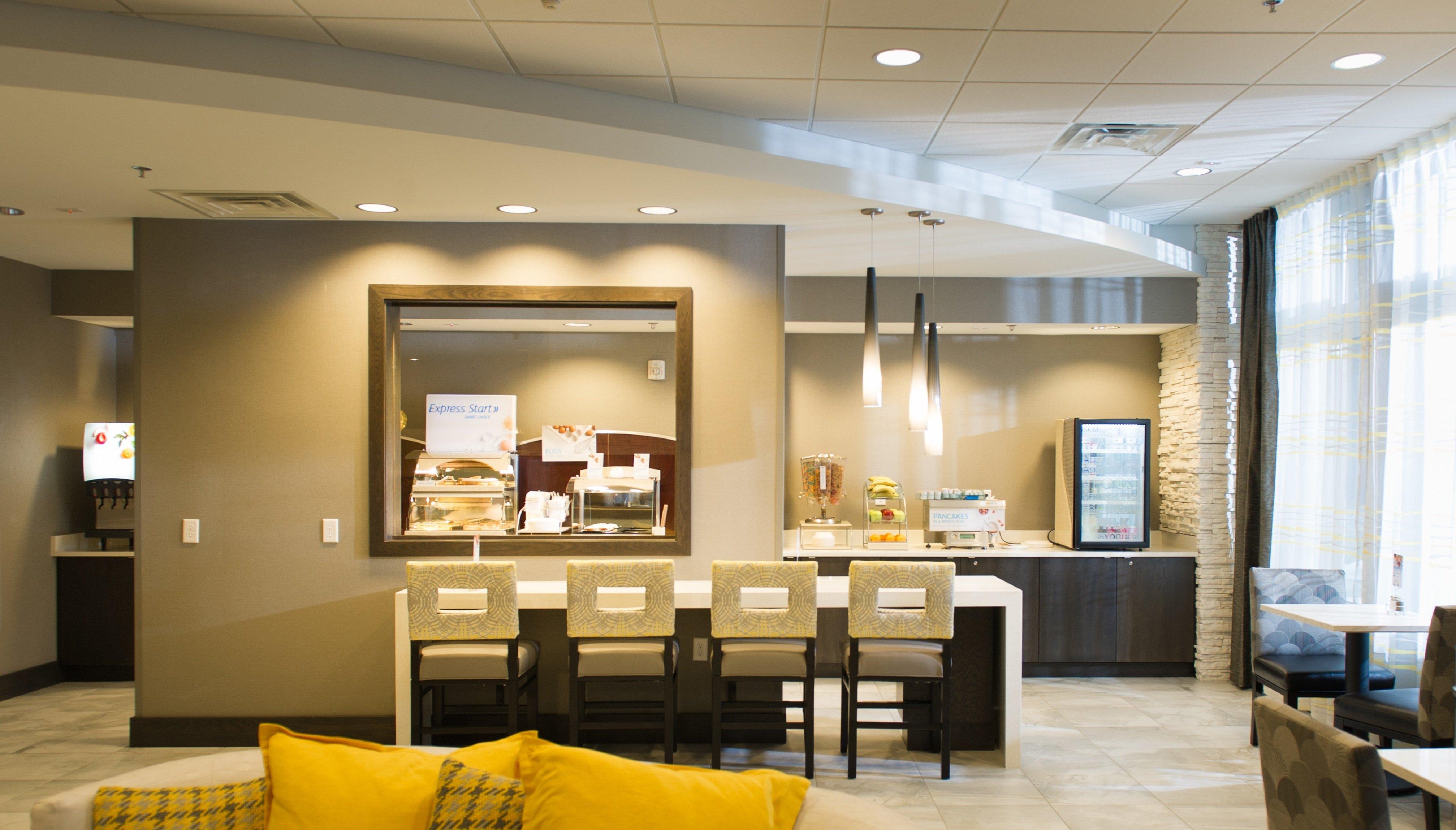 Holiday Inn Express And Suites Madison Central By Ihg Eksteriør billede
