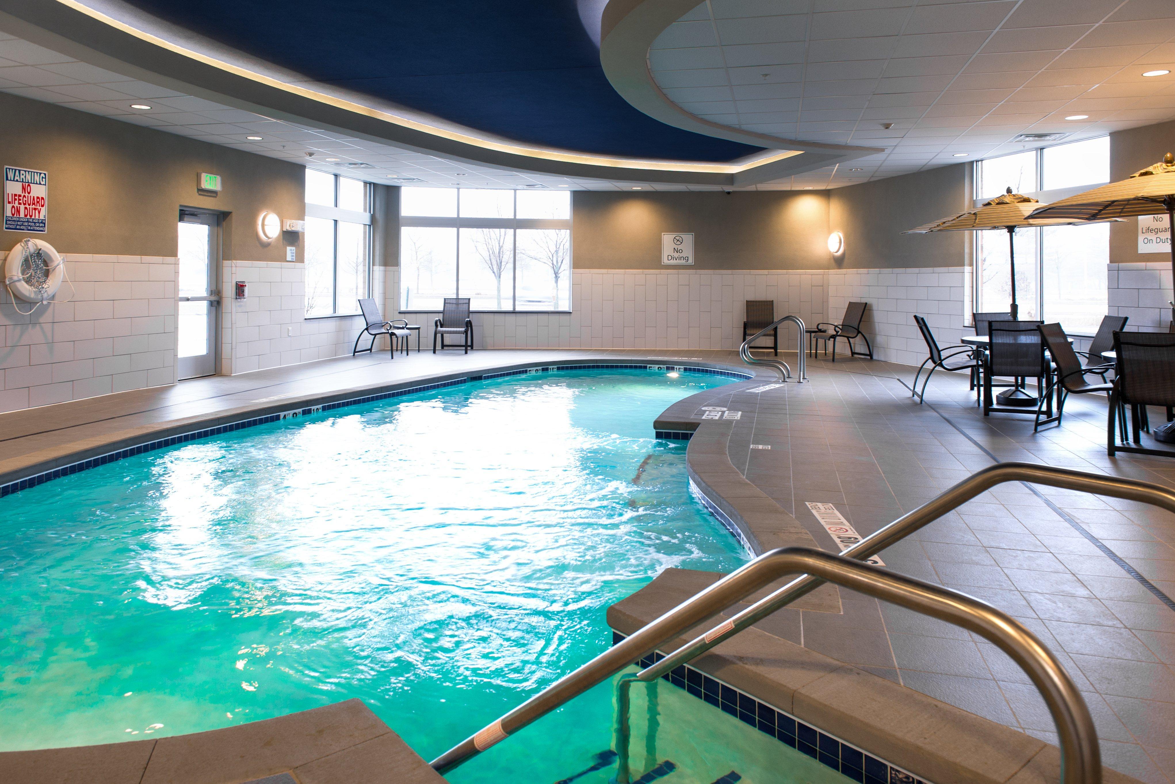 Holiday Inn Express And Suites Madison Central By Ihg Eksteriør billede