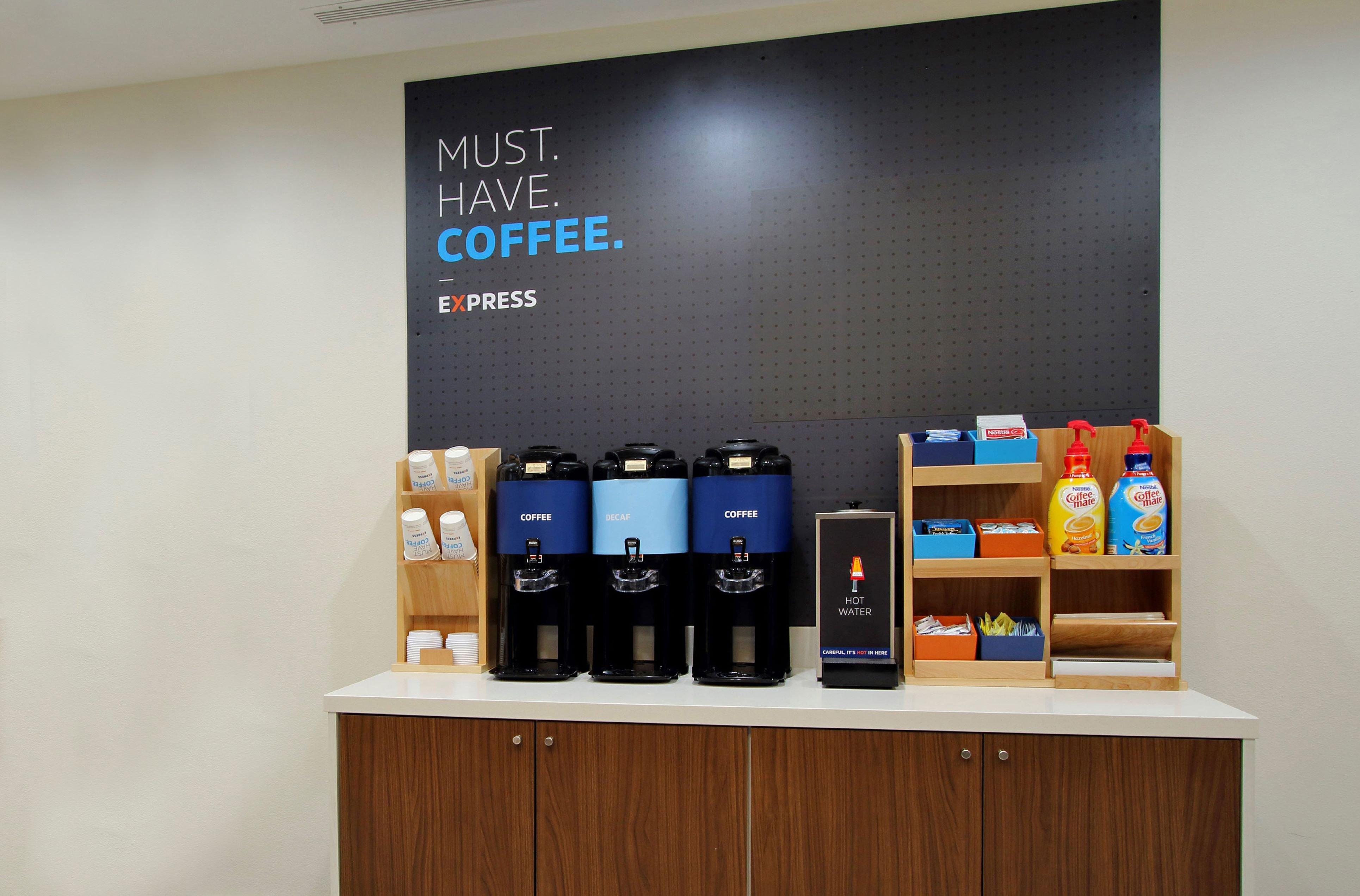 Holiday Inn Express And Suites Madison Central By Ihg Eksteriør billede