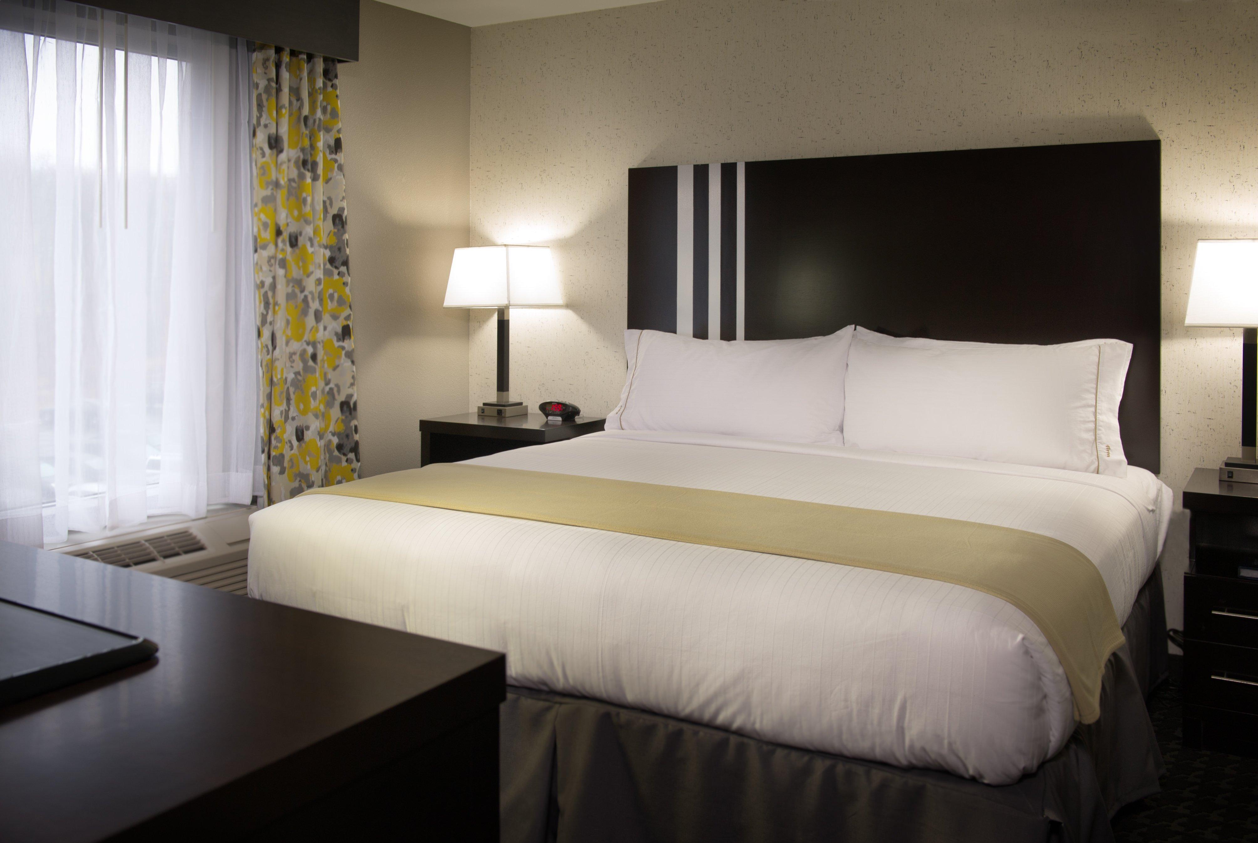 Holiday Inn Express And Suites Madison Central By Ihg Eksteriør billede